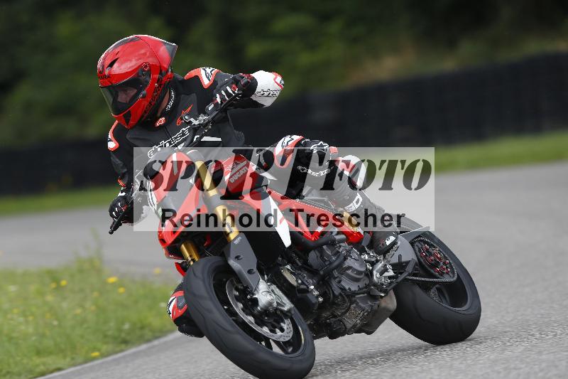 /37 28.07.2025 Dunlop Ride und Test Day ADR/Einsteiger gruen/17